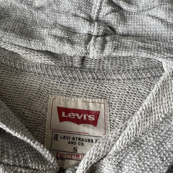 Levis Gray sweater with hoodies - Picture 4 of 4